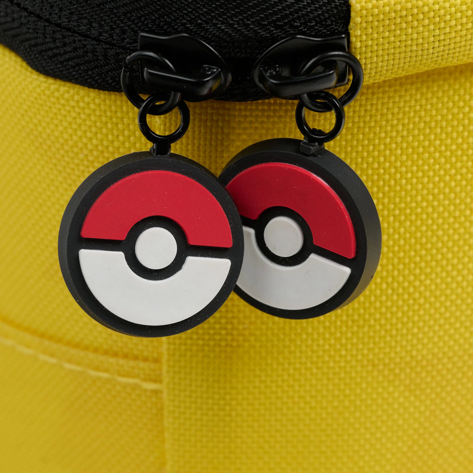 Pokémon Pikachu Square Lunch Cooler Bag - Image 5